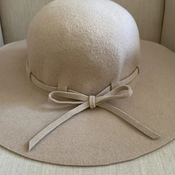 Collectioneighteen 100% wool hat - Picture 2 of 5